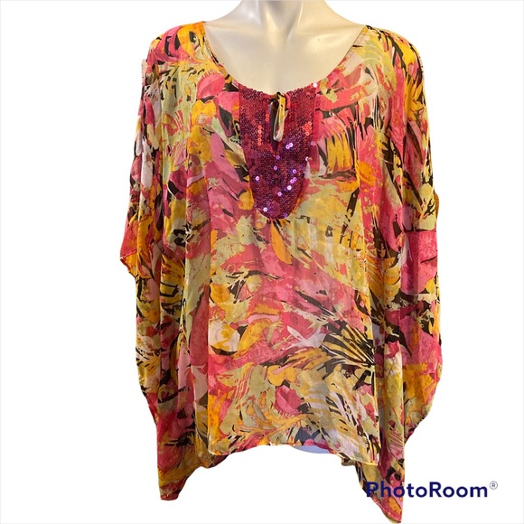 Slinky floral sequins butterfly wing sleeve top - Picture 1 of 5